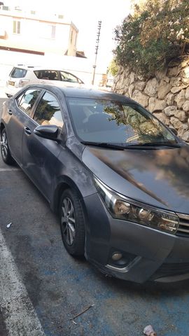 טויוטה קורולה