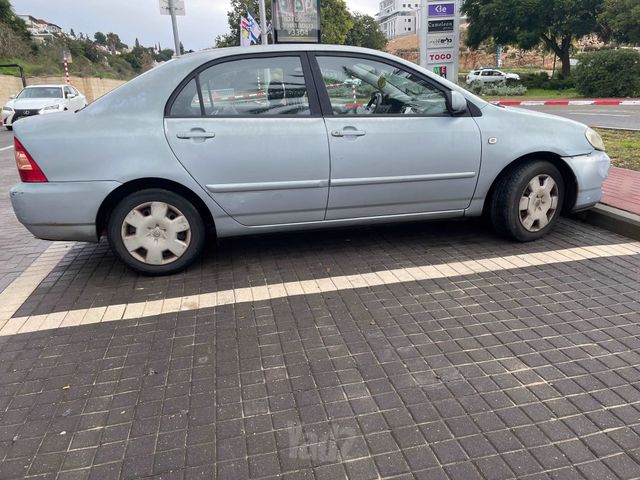 מודעת רכב טויוטה קורולה