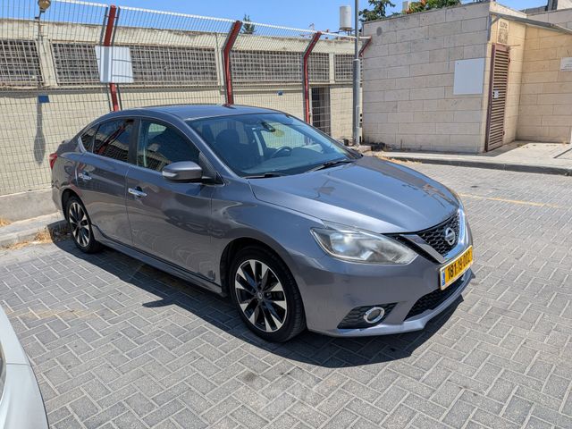 ניסאן סנטרה