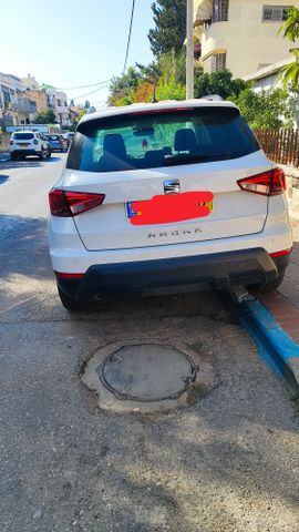 סיאט ארונה