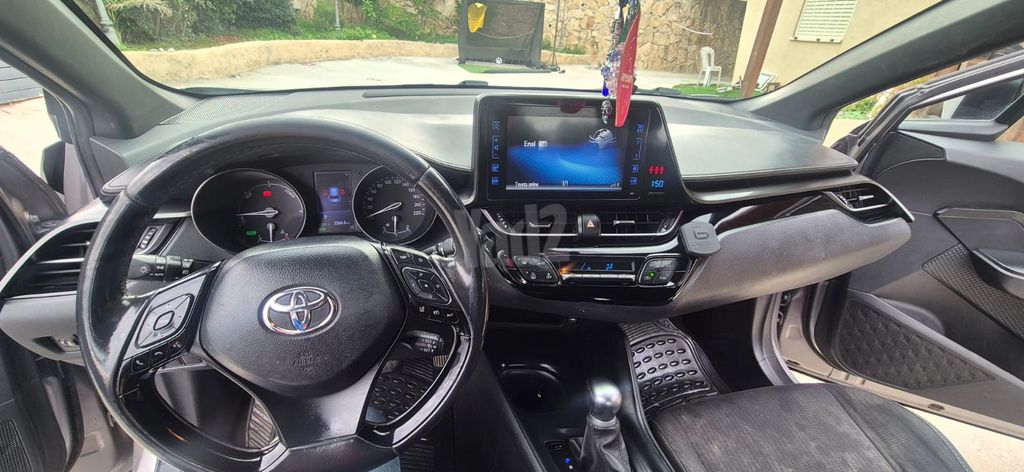 טויוטה C-HR