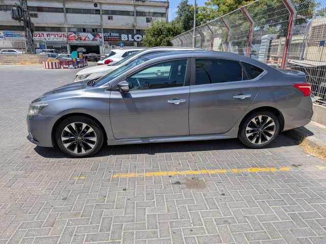 ניסאן סנטרה