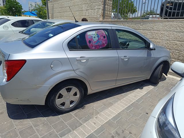 שברולט סוניק