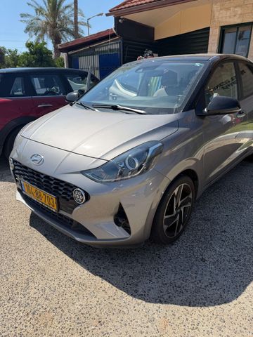 יונדאי i10