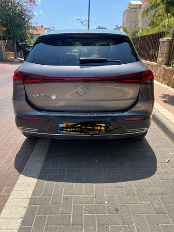 מודעת רכב מרצדס-בנץ EQA