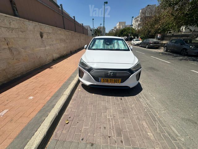 יונדאי איוניק