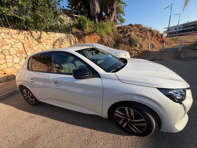 פיג'ו 208