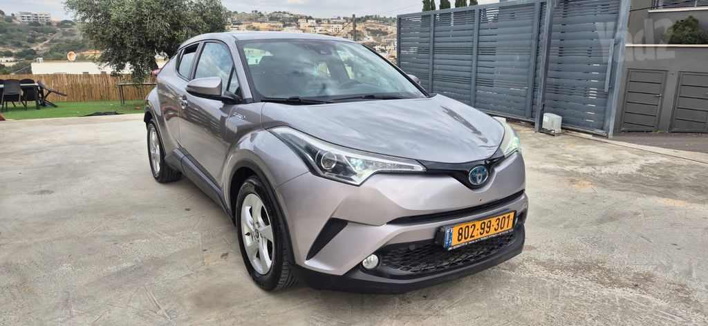 טויוטה C-HR