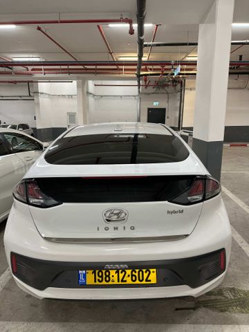 יונדאי איוניק