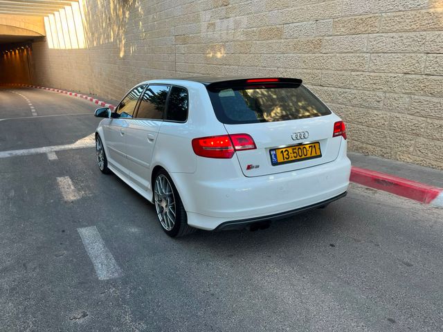 אאודי S3