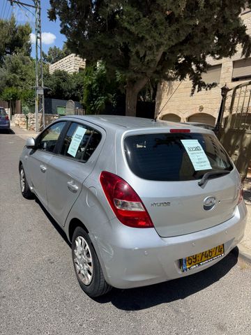 מודעת רכב יונדאי i20