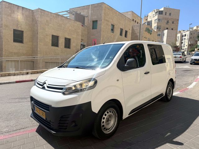 מודעת רכב סיטרואן ג'אמפי