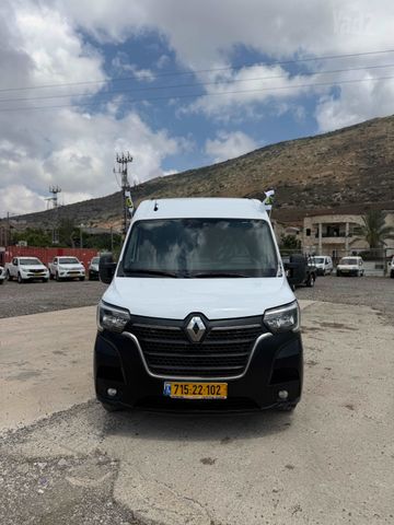 רנו מאסטר