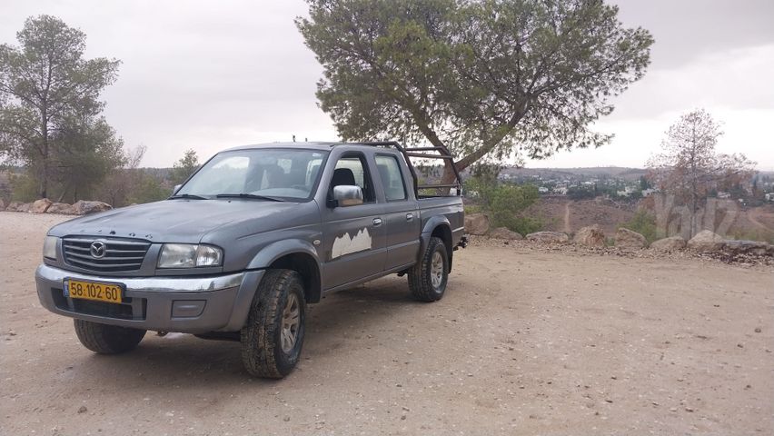 מאזדה B-series