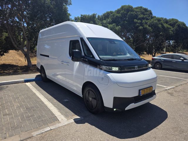 מודעת רכב פאריזון סופר וואן