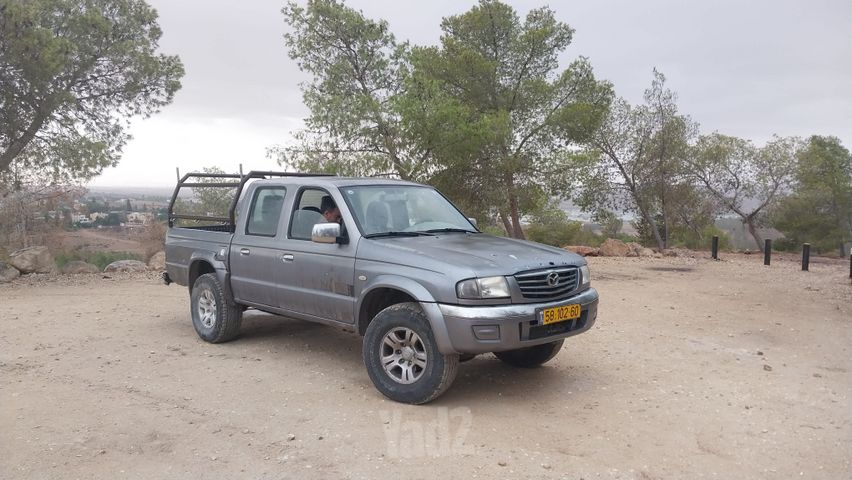 מאזדה B-series