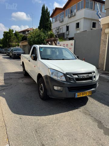 מודעת רכב איסוזו די-מקס