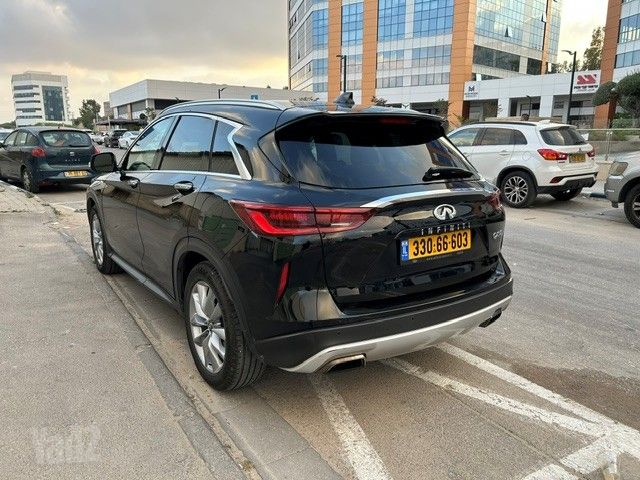 אינפיניטי QX50