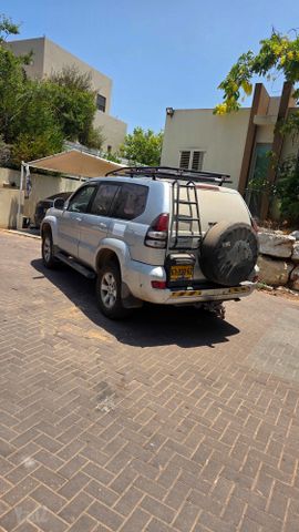 מודעת רכב טויוטה לנד קרוזר
