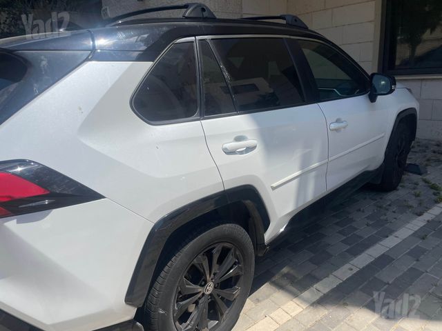 טויוטה RAV4