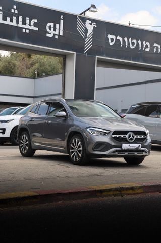 מרצדס-בנץ GLA
