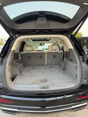 קאדילק XT6