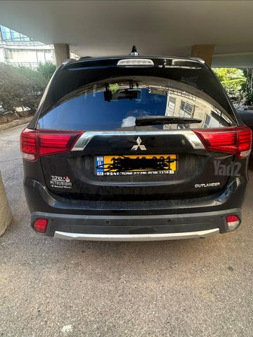 מיצובישי אאוטלנדר