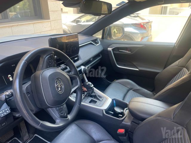טויוטה RAV4