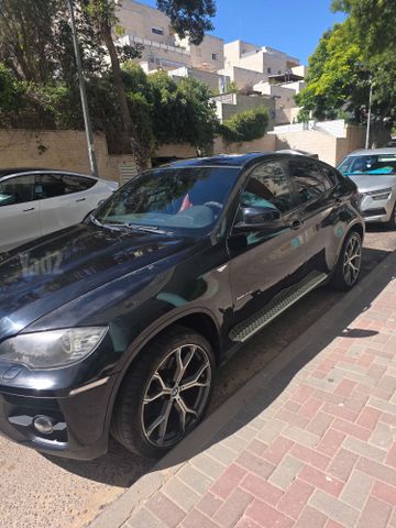 ב מ וו X6