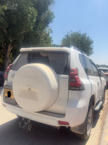 מודעת רכב טויוטה לנד קרוזר