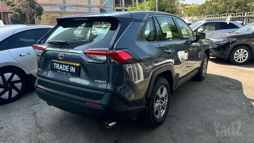 טויוטה RAV4