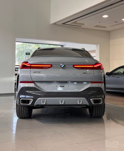 ב מ וו X6