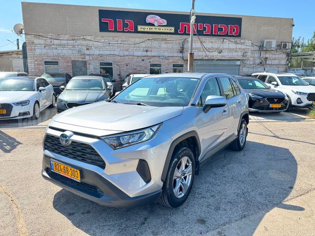 מודעת רכב טויוטה RAV4