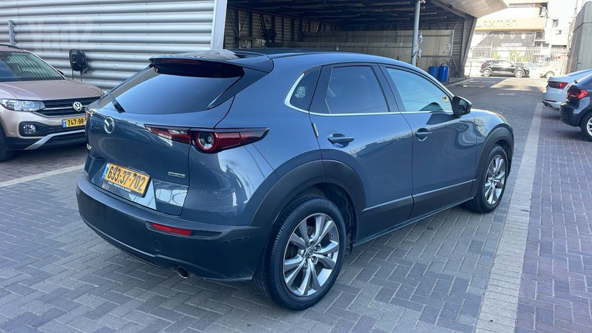 מאזדה CX-30