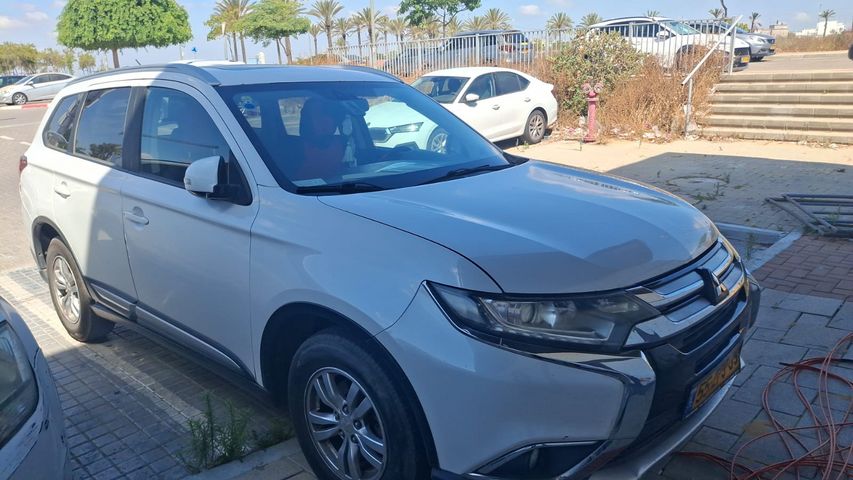 מודעת רכב מיצובישי אאוטלנדר