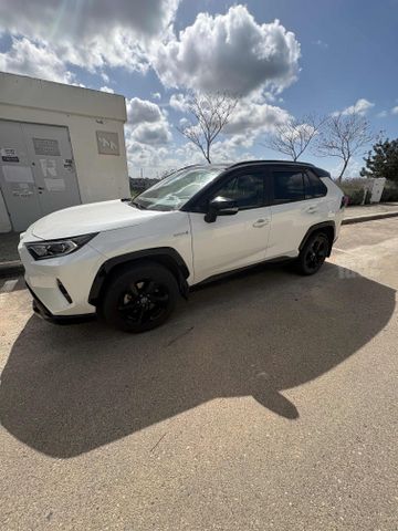 טויוטה RAV4
