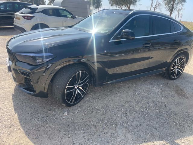 ב מ וו X6