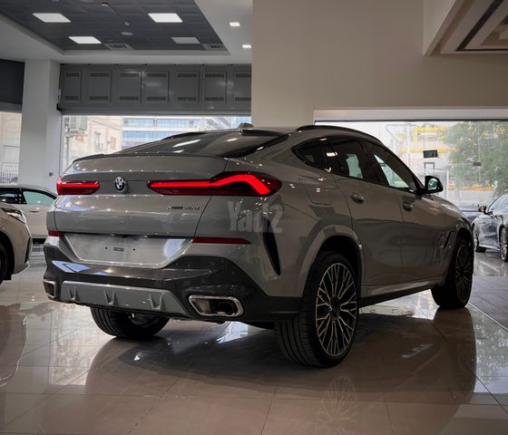ב מ וו X6
