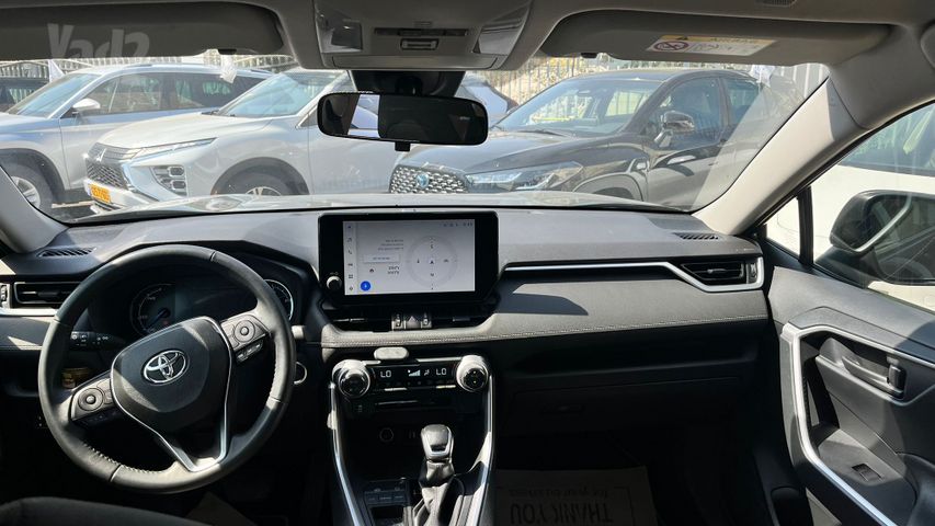 טויוטה RAV4