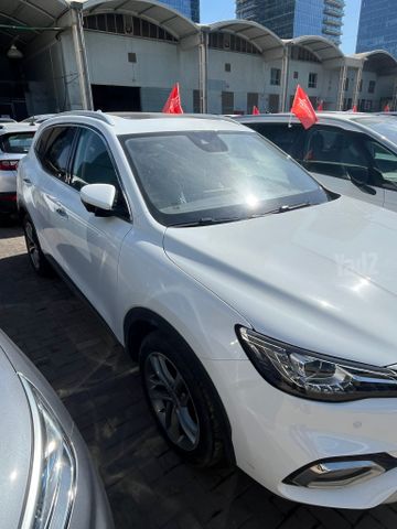 מודעת רכב אם ג'י EHS PHEV 2