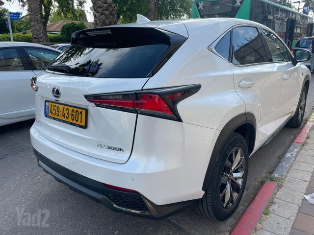לקסוס NX