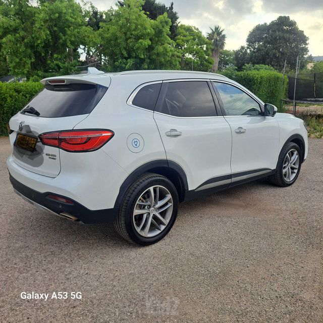 אם ג'י EHS PHEV