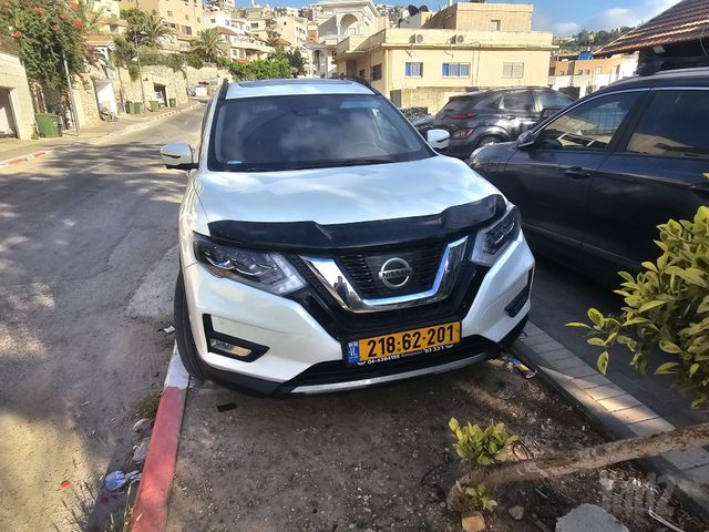 ניסאן אקס טרייל