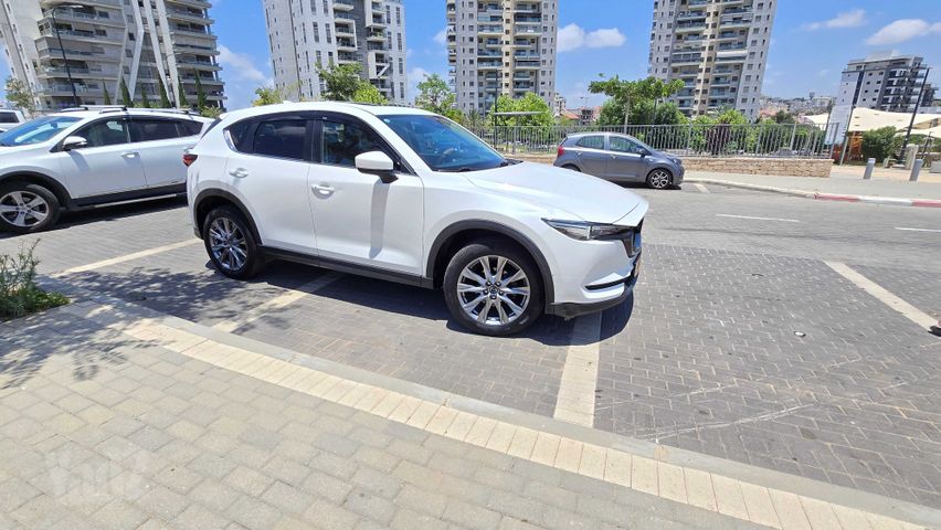 מודעת רכב מאזדה CX-5