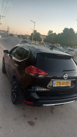 ניסאן אקס טרייל