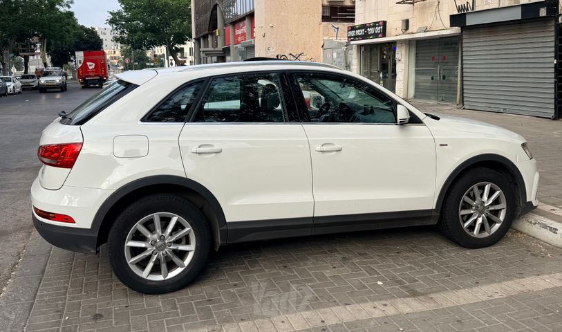 אאודי Q3
