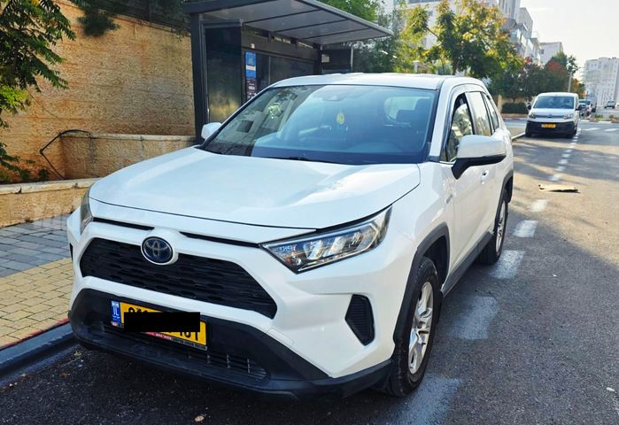 מודעת רכב טויוטה RAV4