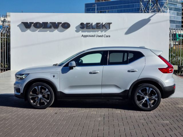 וולוו XC40