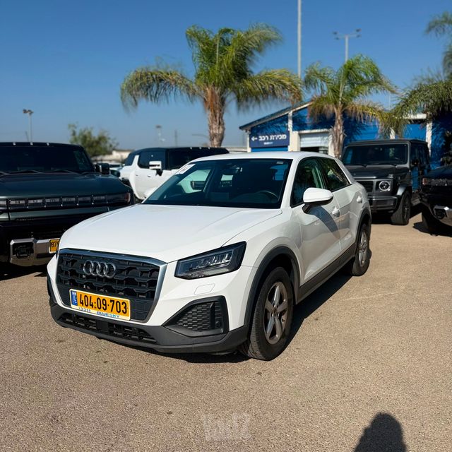 מודעת רכב אאודי Q2