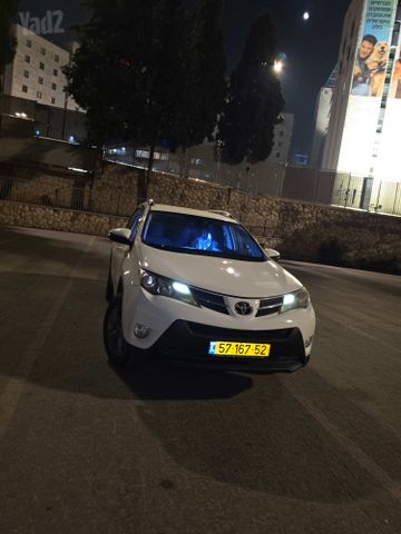 טויוטה RAV4